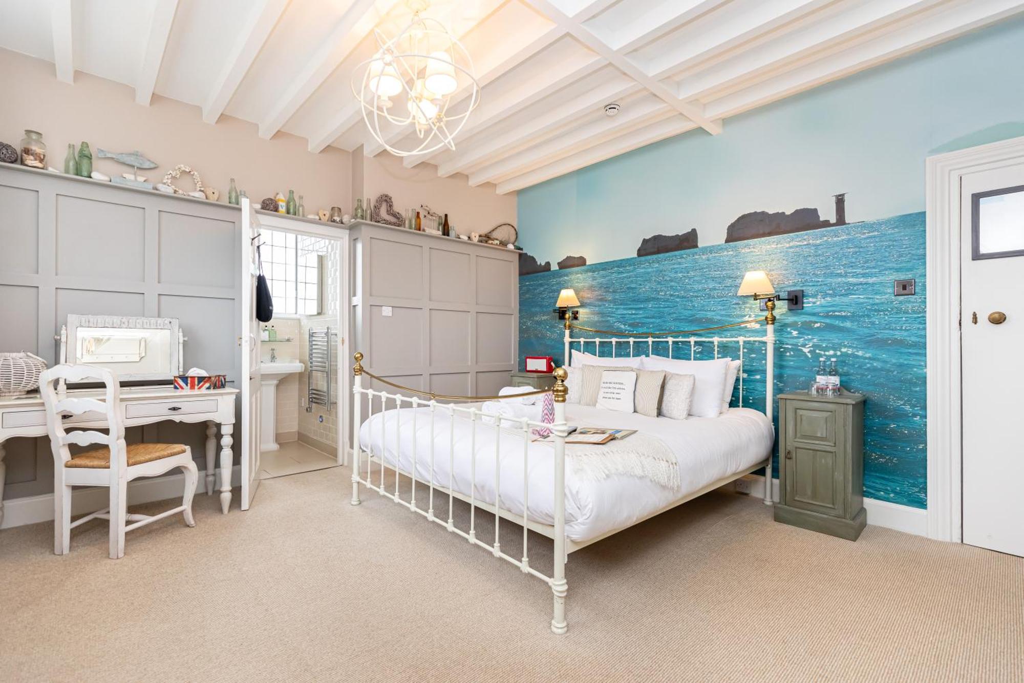 The Beach House Milford on Sea Exterior photo